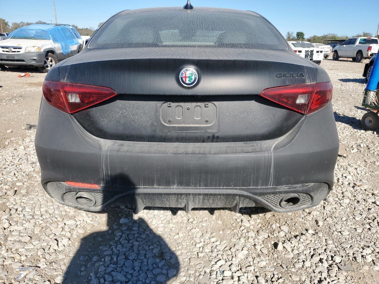 2019 Alfa Romeo Giulia Ti - Фото 6