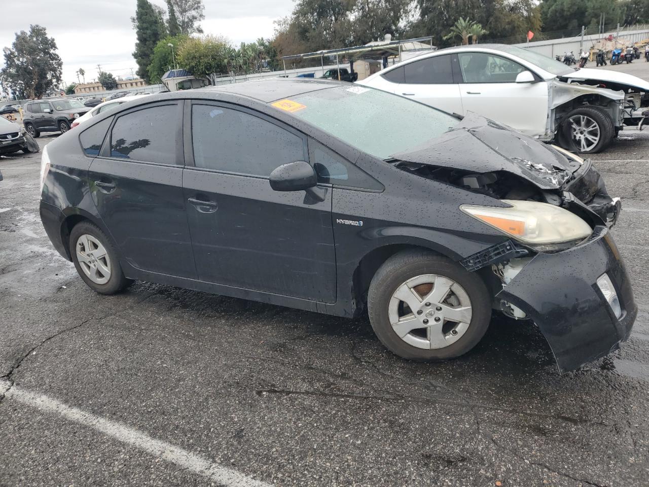 2011 Toyota Prius - Фото 4