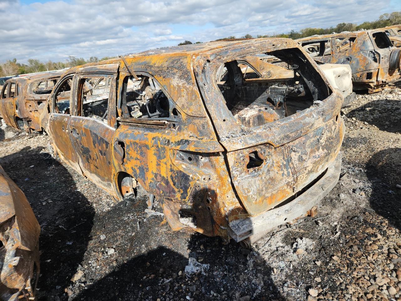 2020 Honda Odyssey Touring - Image 2