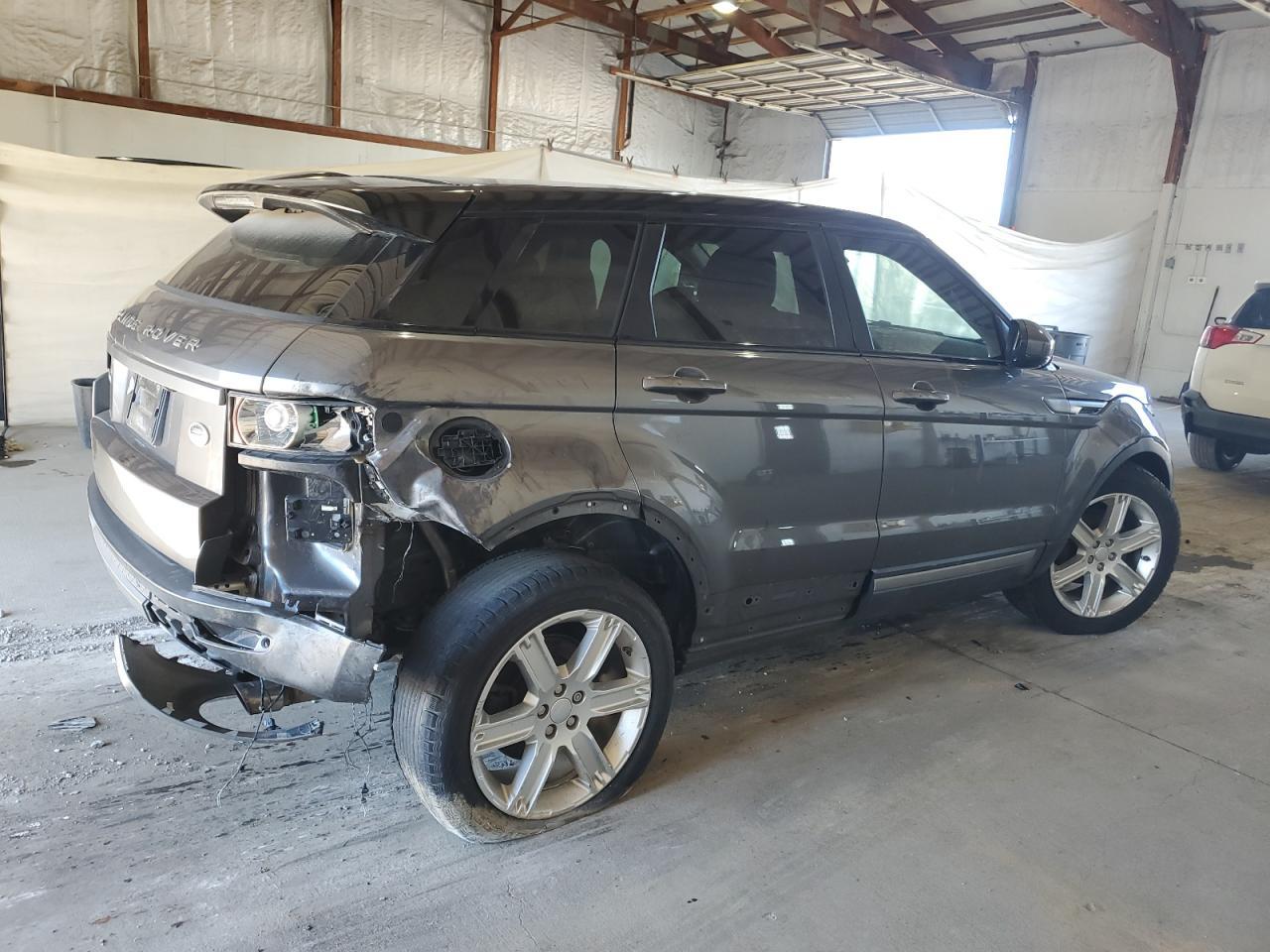 2015 Land Rover Range Rover Evoque Pure Plus - Image 3