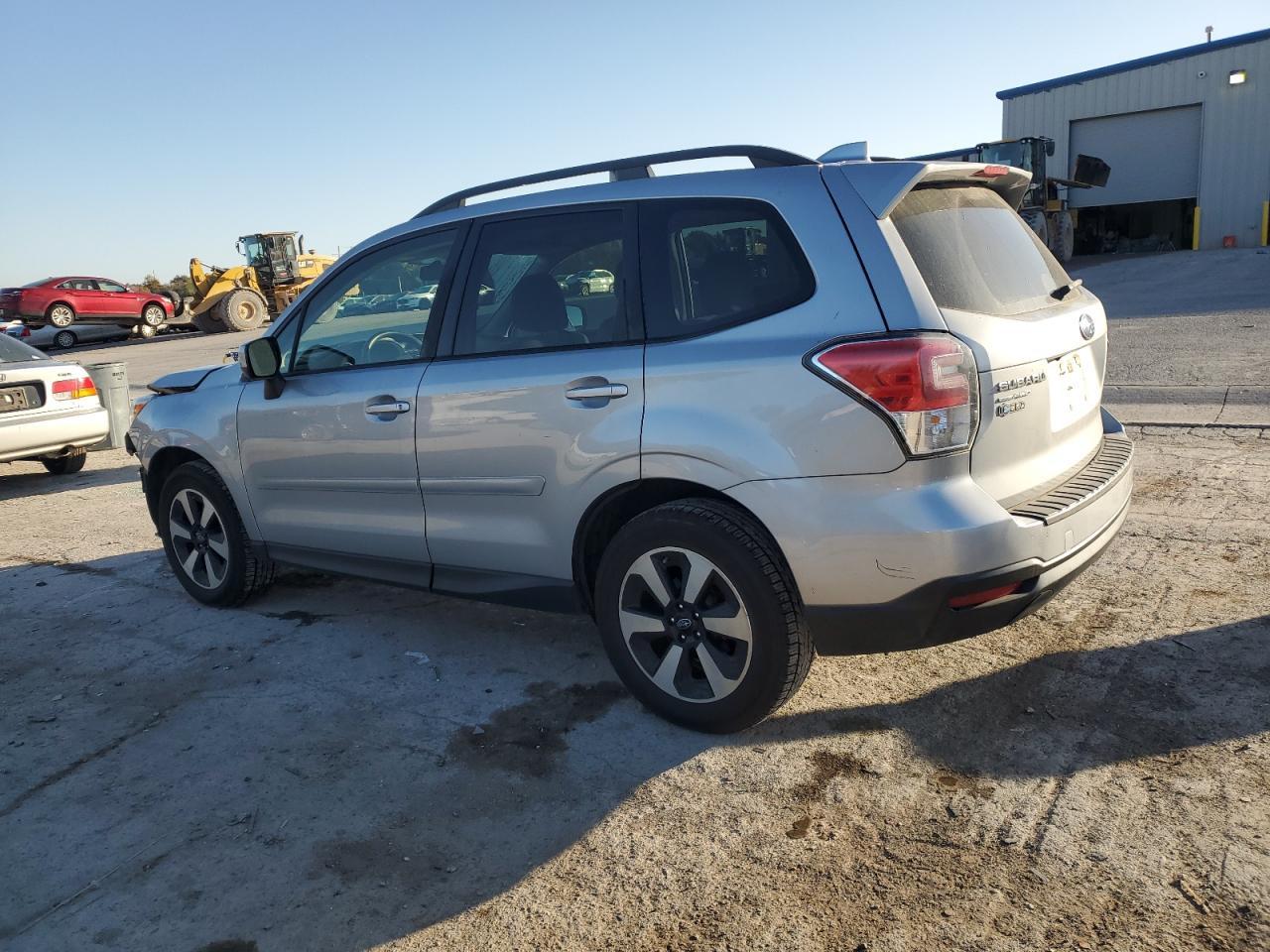 2018 Subaru Forester 2.5I Premium - Image 2