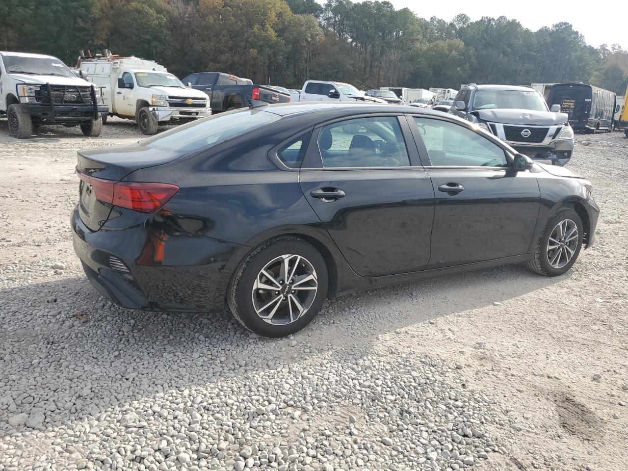 2024 Kia Forte Lx - Image 3