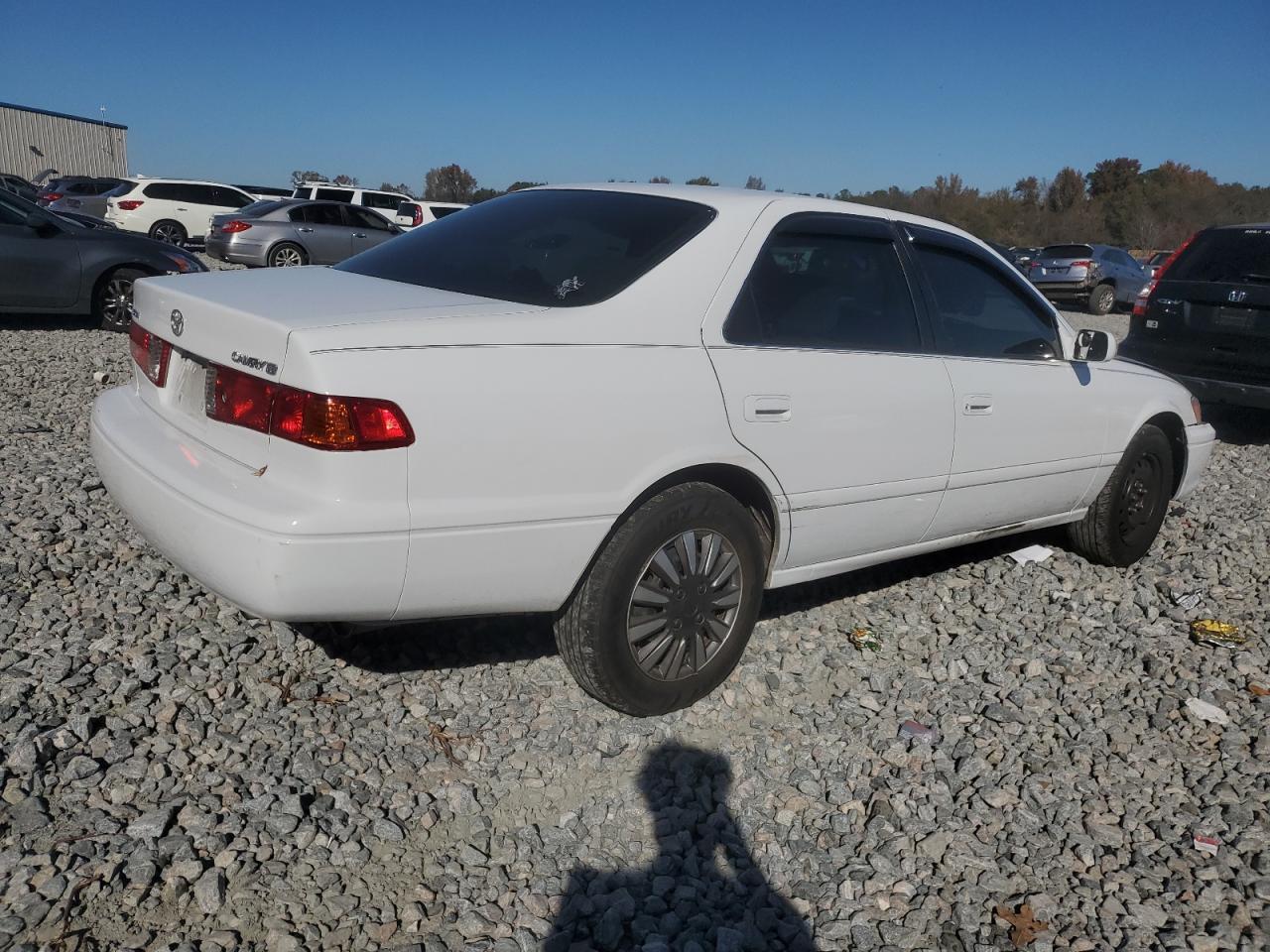 2001 Toyota Camry Ce - Фото 3