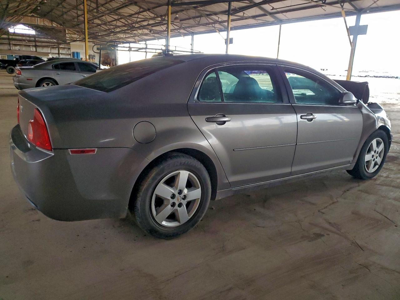 2010 Chevrolet Malibu 1Lt - Image 3