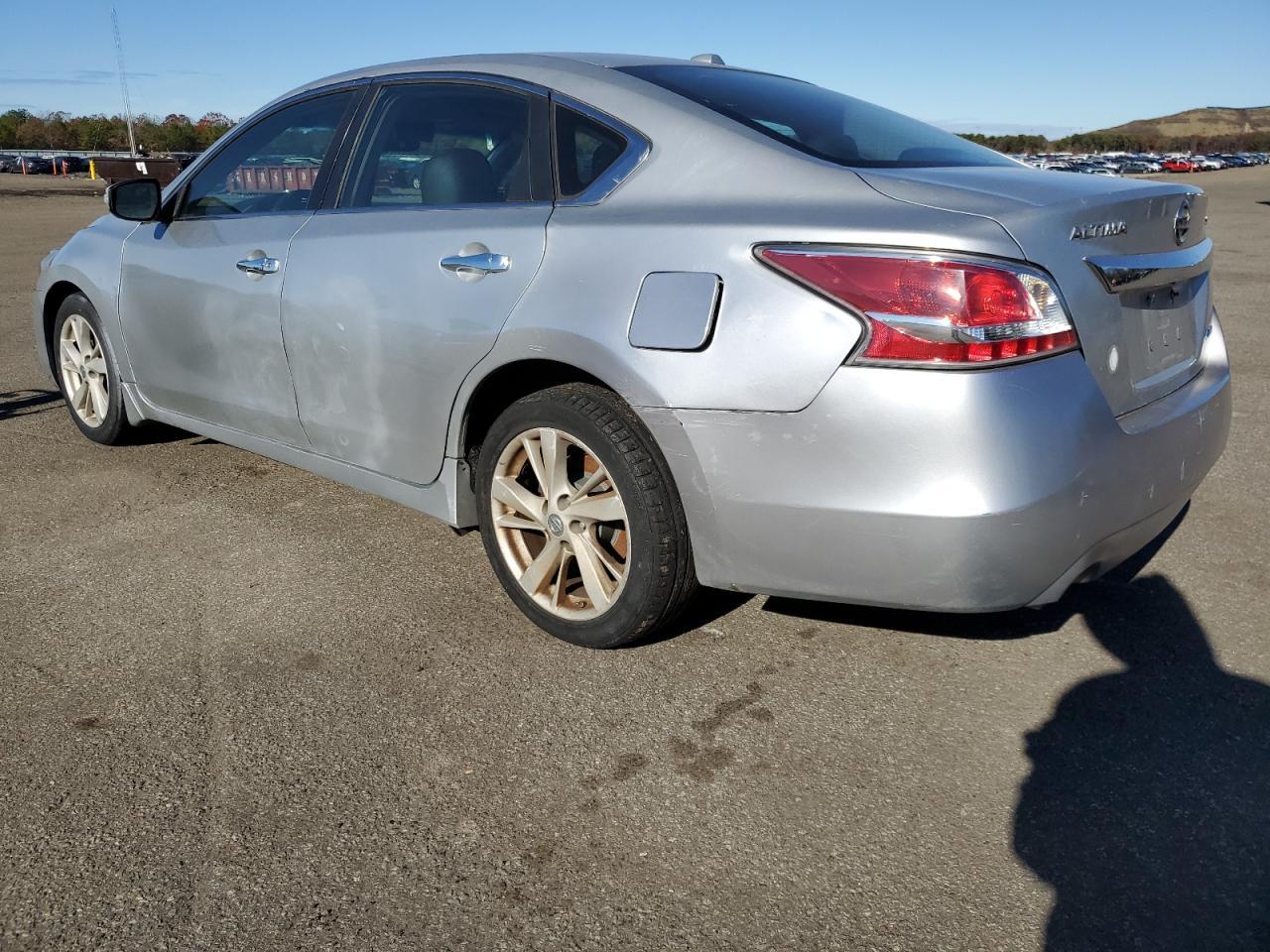 2013 Nissan Altima 2.5 - Фото 2