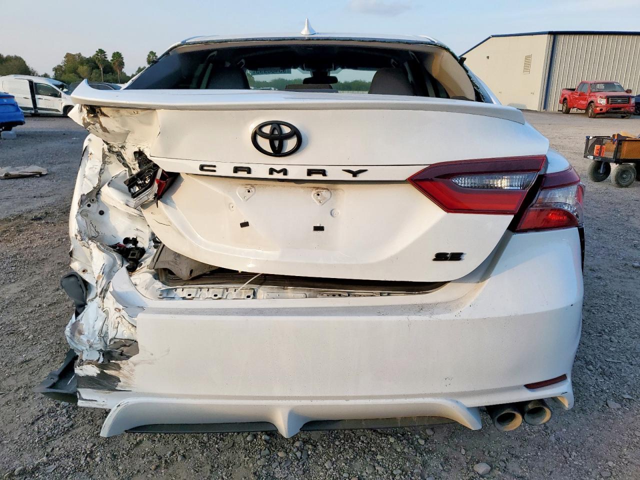 2021 Toyota Camry Se - Image 6