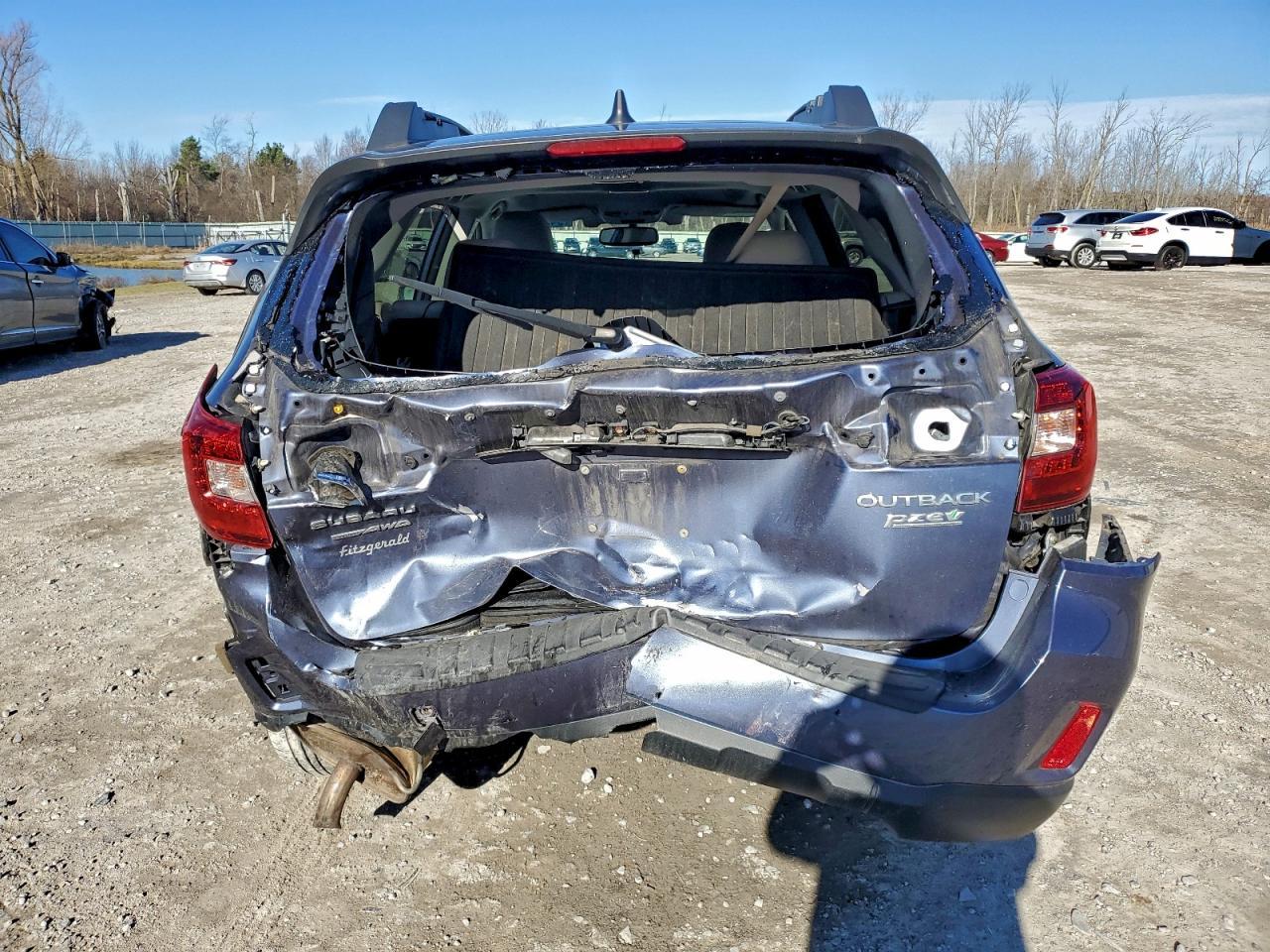 2016 Subaru Outback 2.5I Limited - Image 6