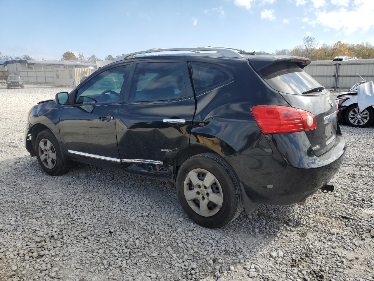 2014 Nissan Rogue Select S - Фото 2