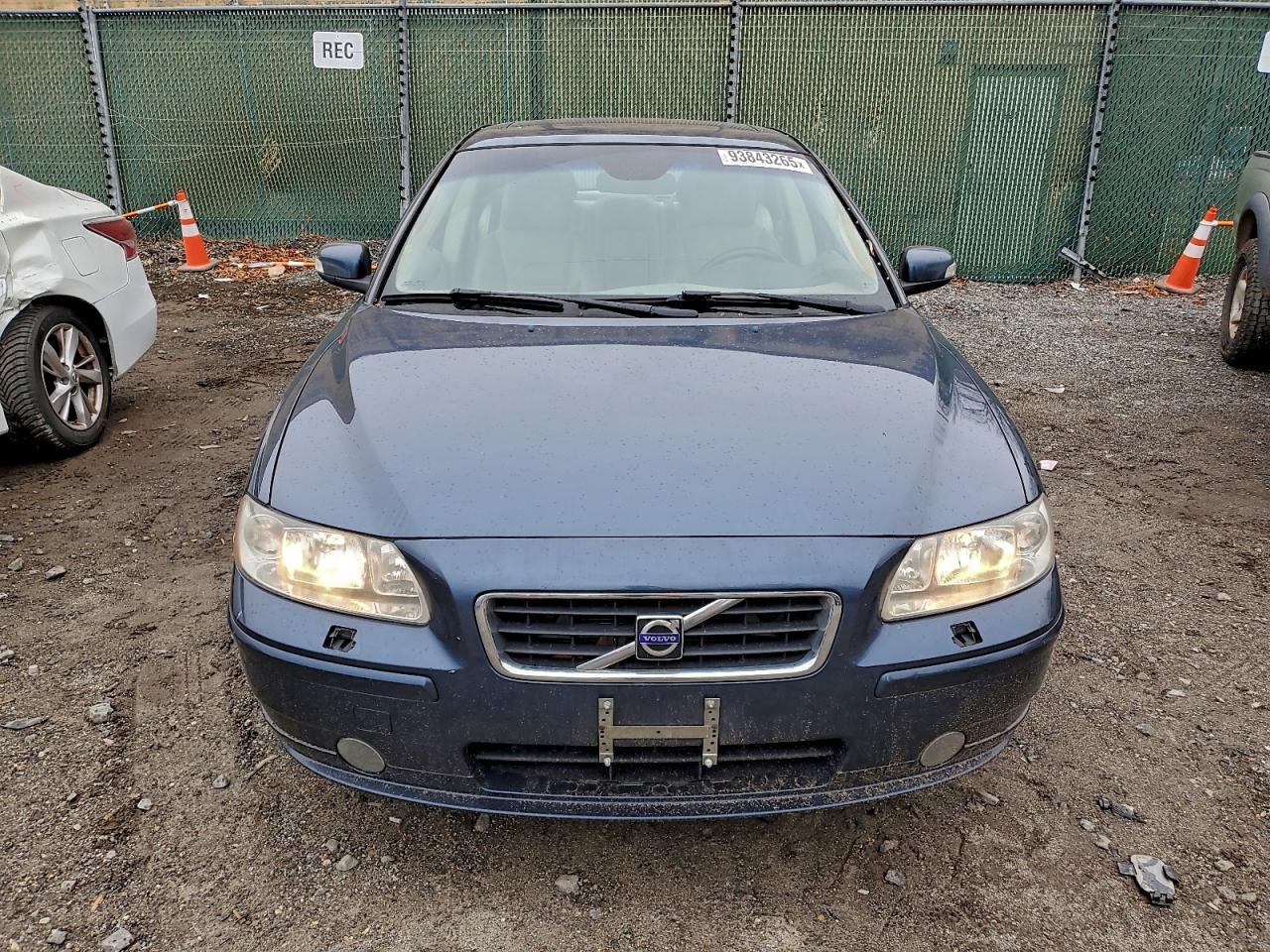 2009 Volvo S60 2.5T - Image 5