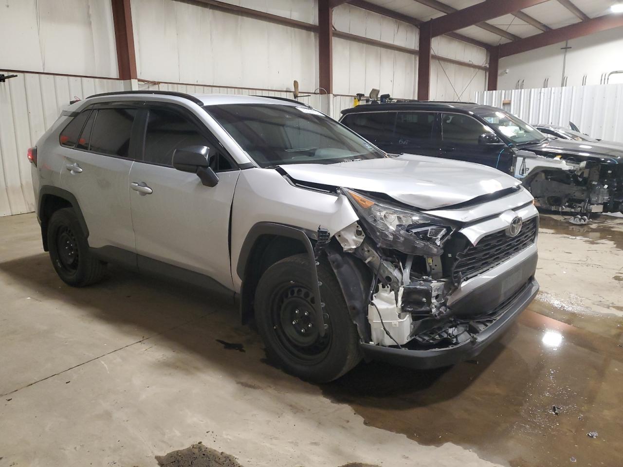 2019 Toyota Rav4 Le - Image 4