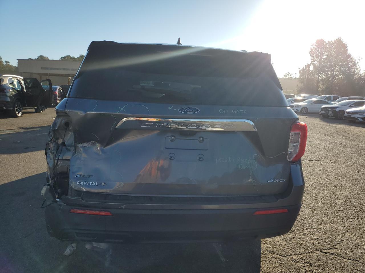 2022 Ford Explorer Xlt - Фото 6