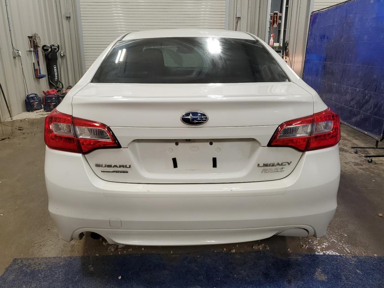 2015 Subaru Legacy 2.5I - Фото 6