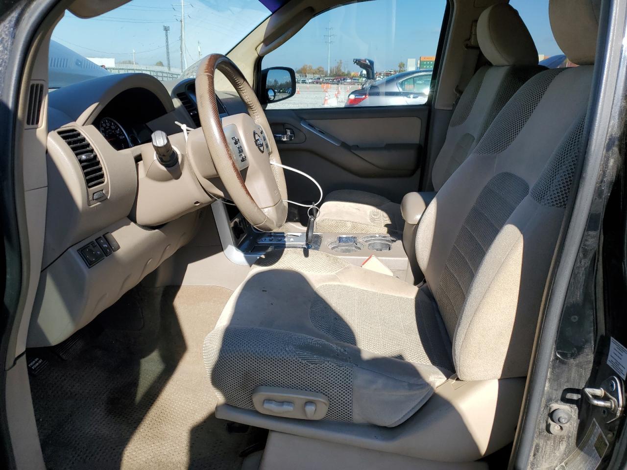 2010 Nissan Pathfinder S - Image 7