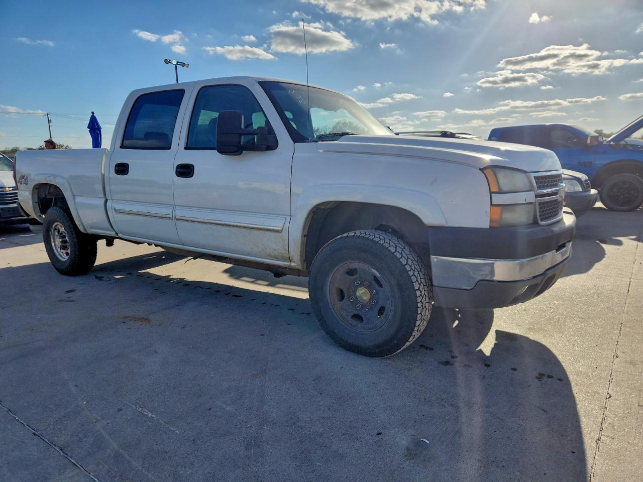 2005 Chevrolet Silverado K2500 Heavy Duty - Фото 4