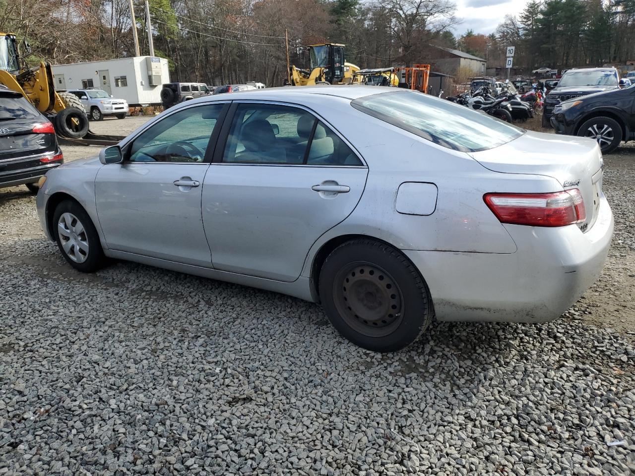 2008 Toyota Camry Le - Image 2