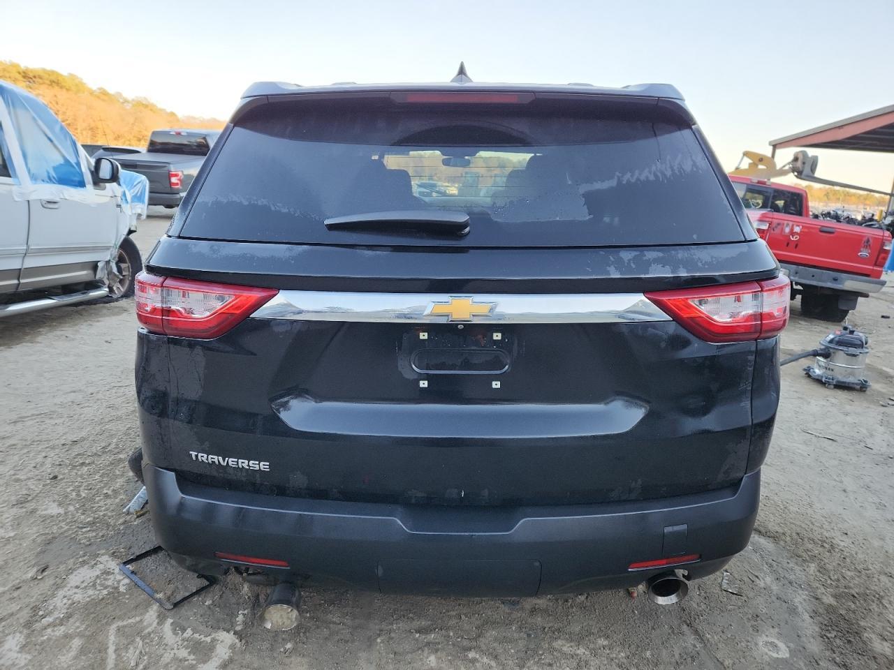 2020 Chevrolet Traverse Ls - Фото 6