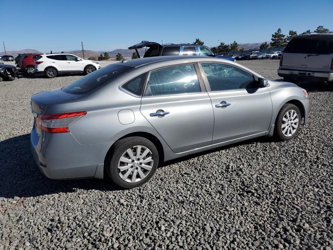2013 Nissan Sentra S - Image 3