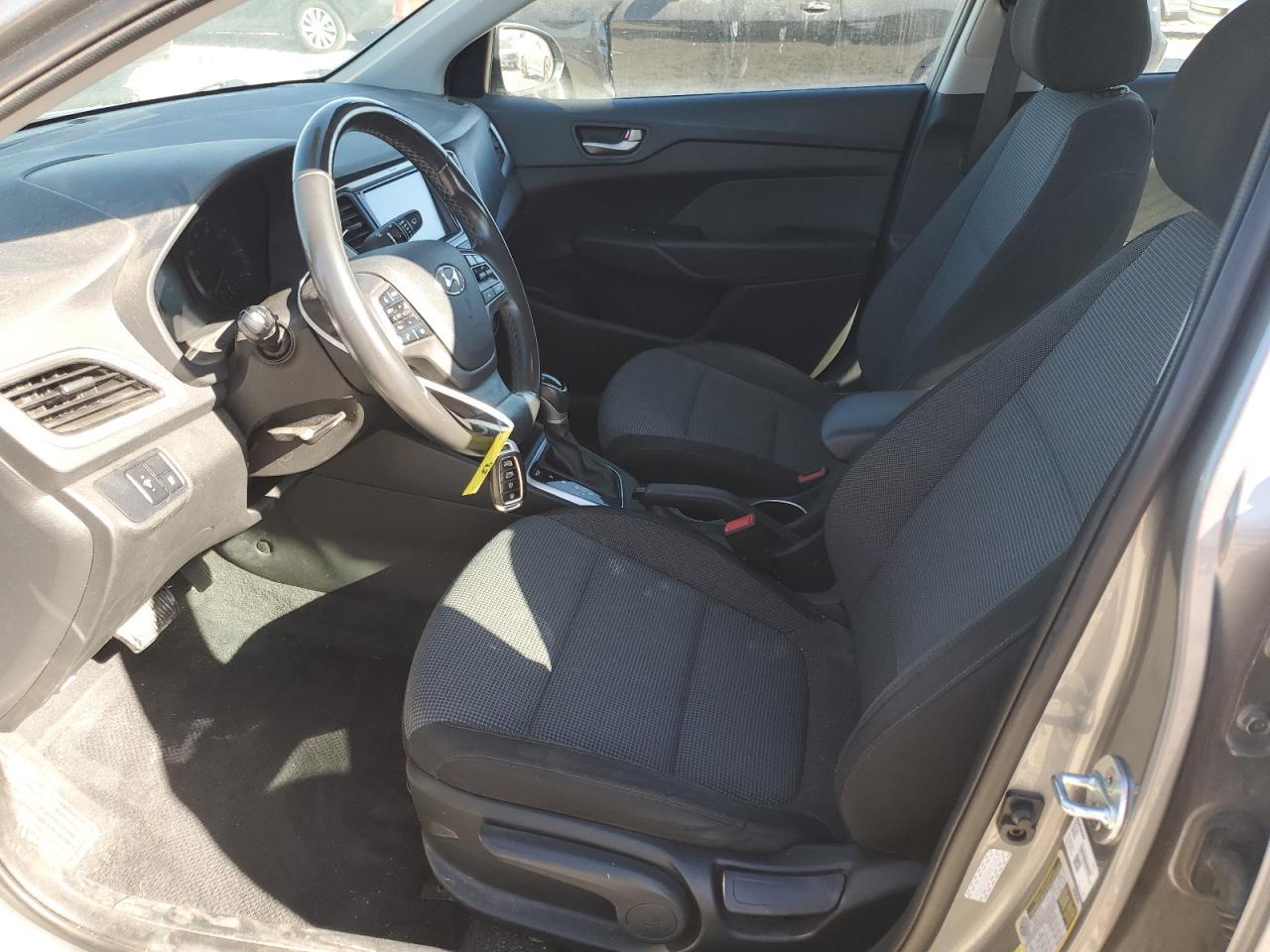 2022 Hyundai Accent Limited - Фото 7