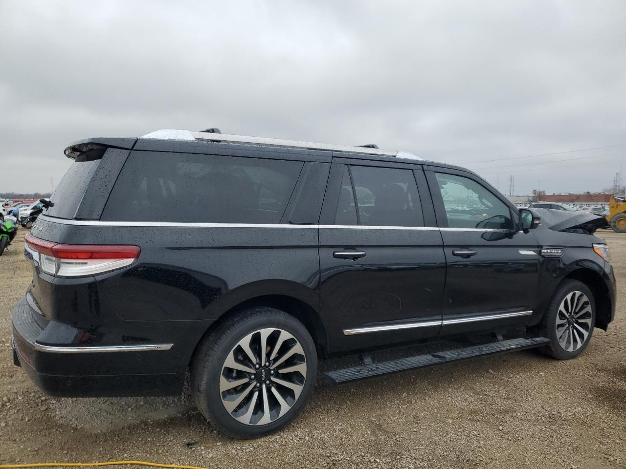 2022 Lincoln Navigator L Reserve - Фото 3