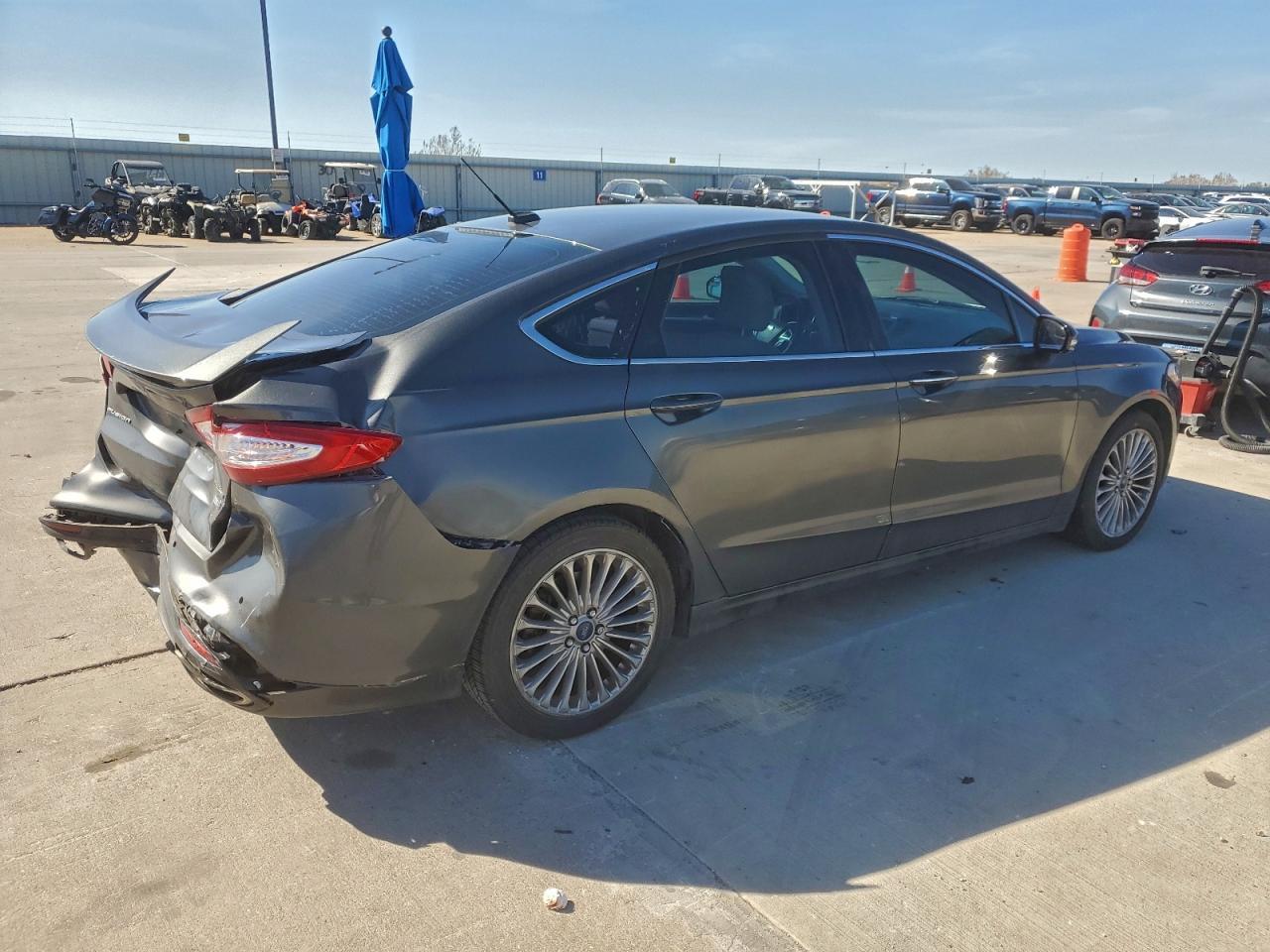2016 Ford Fusion Titanium - Фото 3