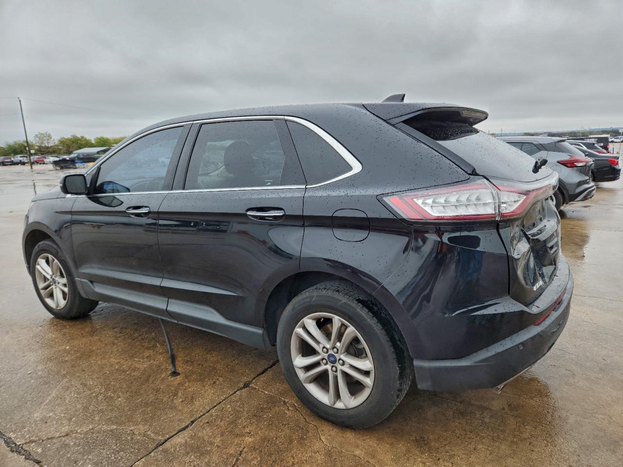 2017 Ford Edge Titanium - Фото 2