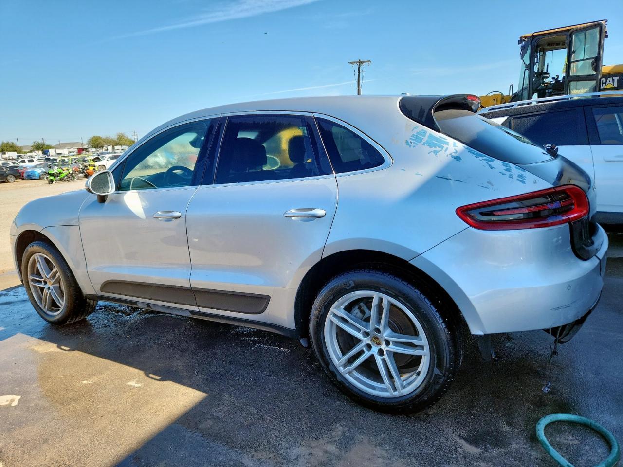 2015 Porsche Macan S - Image 2