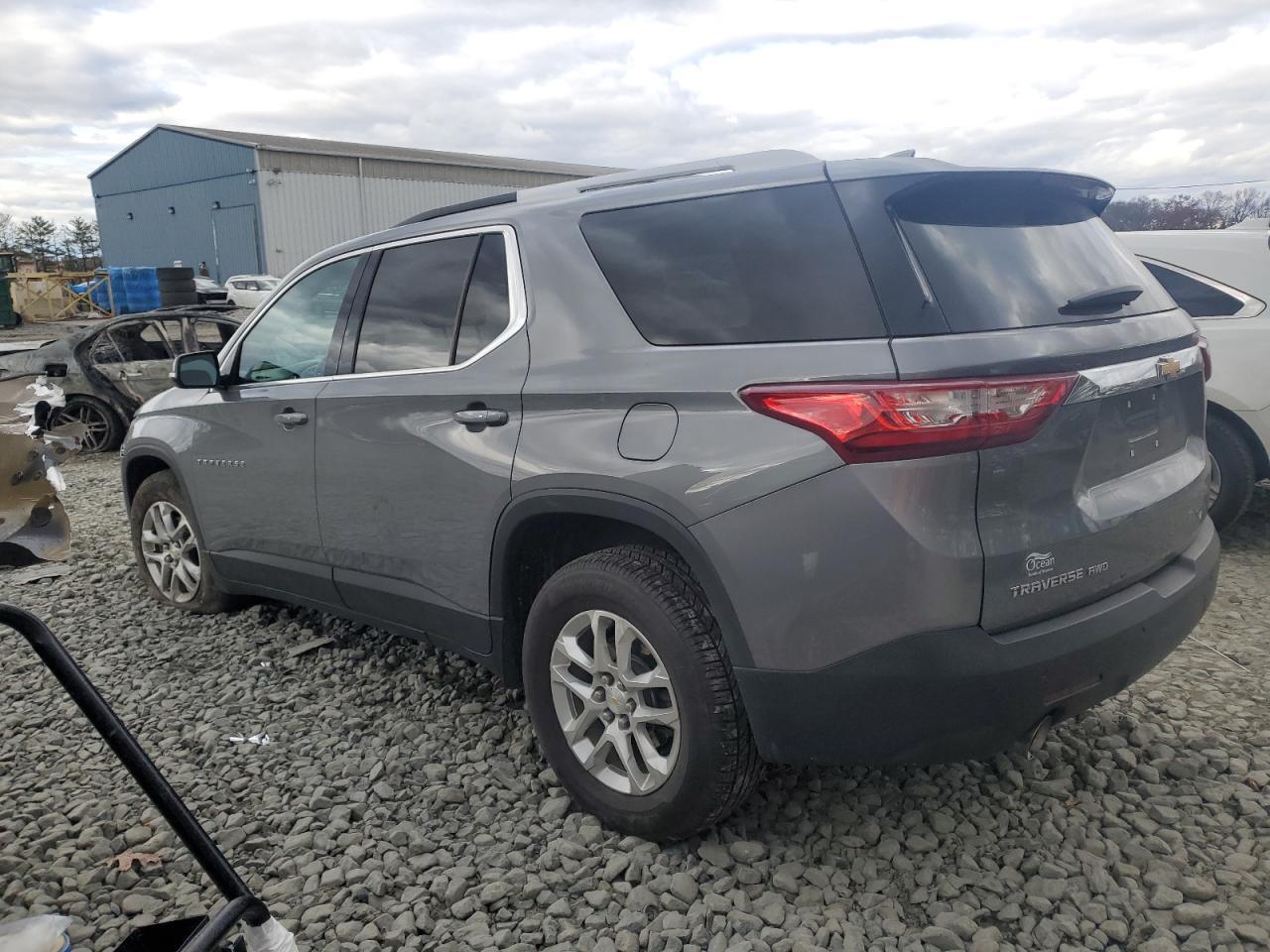 2018 Chevrolet Traverse Lt - Image 2