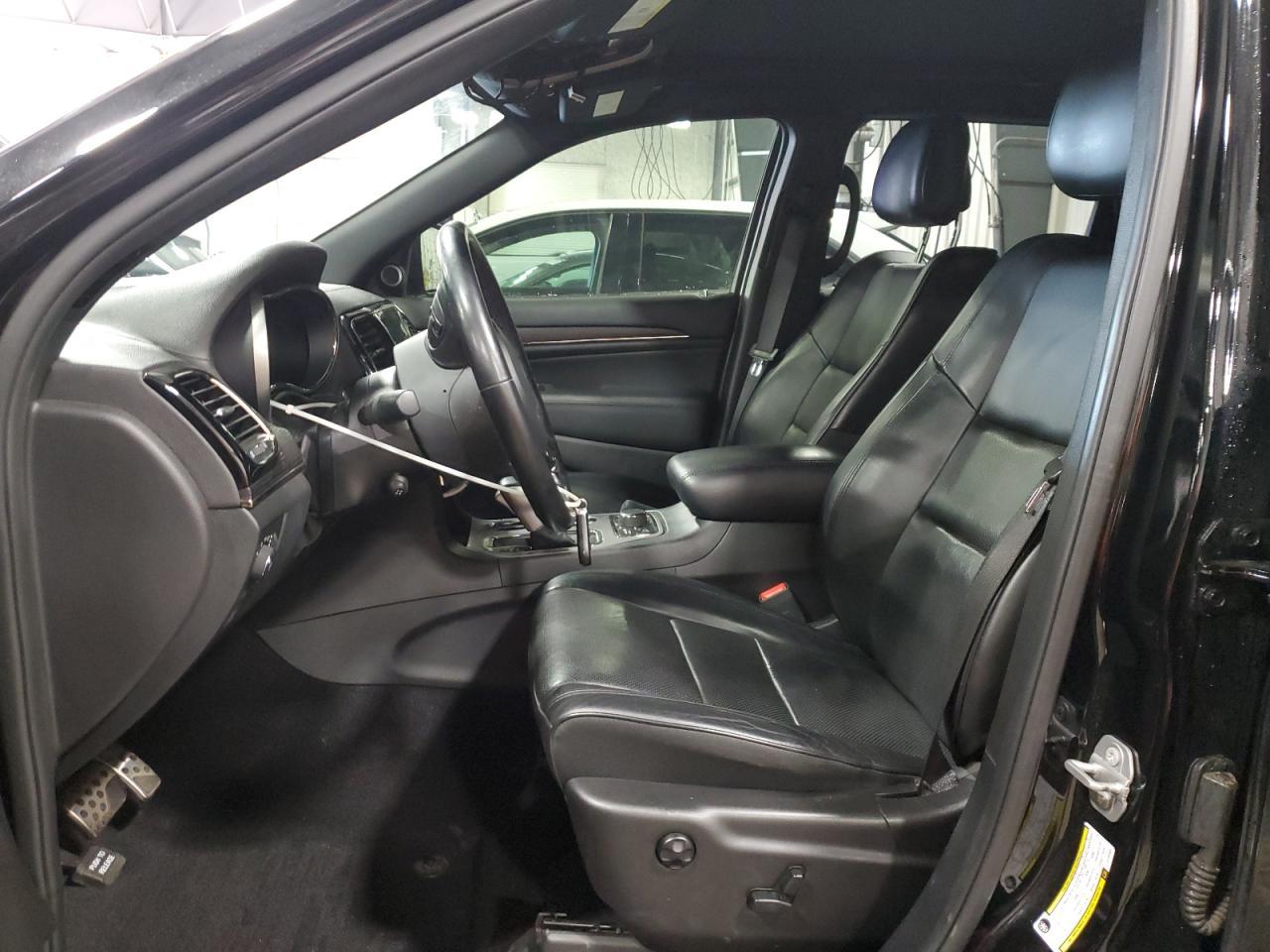 2020 Jeep Grand Cherokee Overland - Image 7