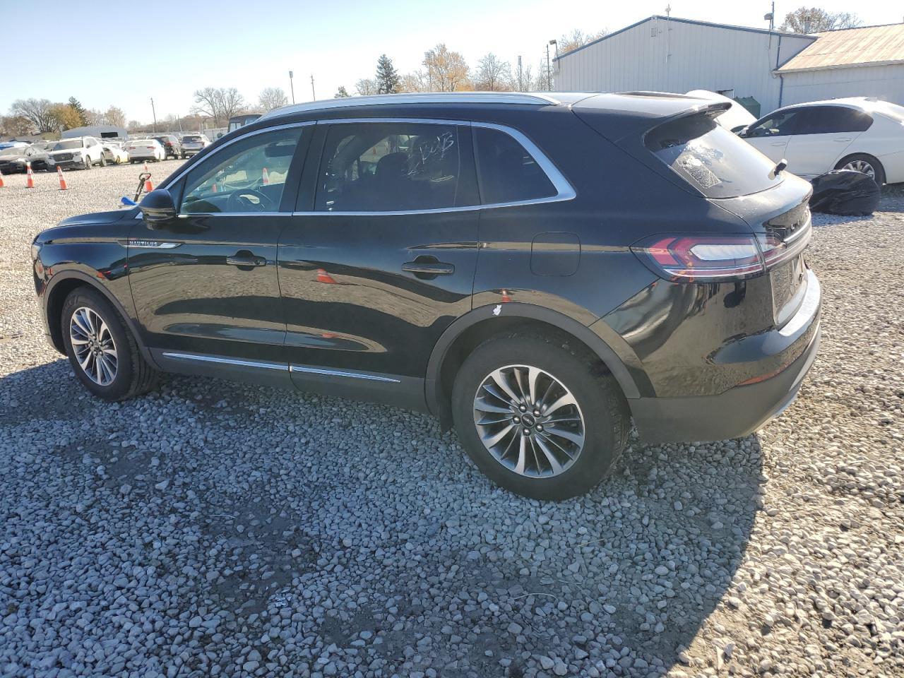 2022 Lincoln Nautilus - Фото 2