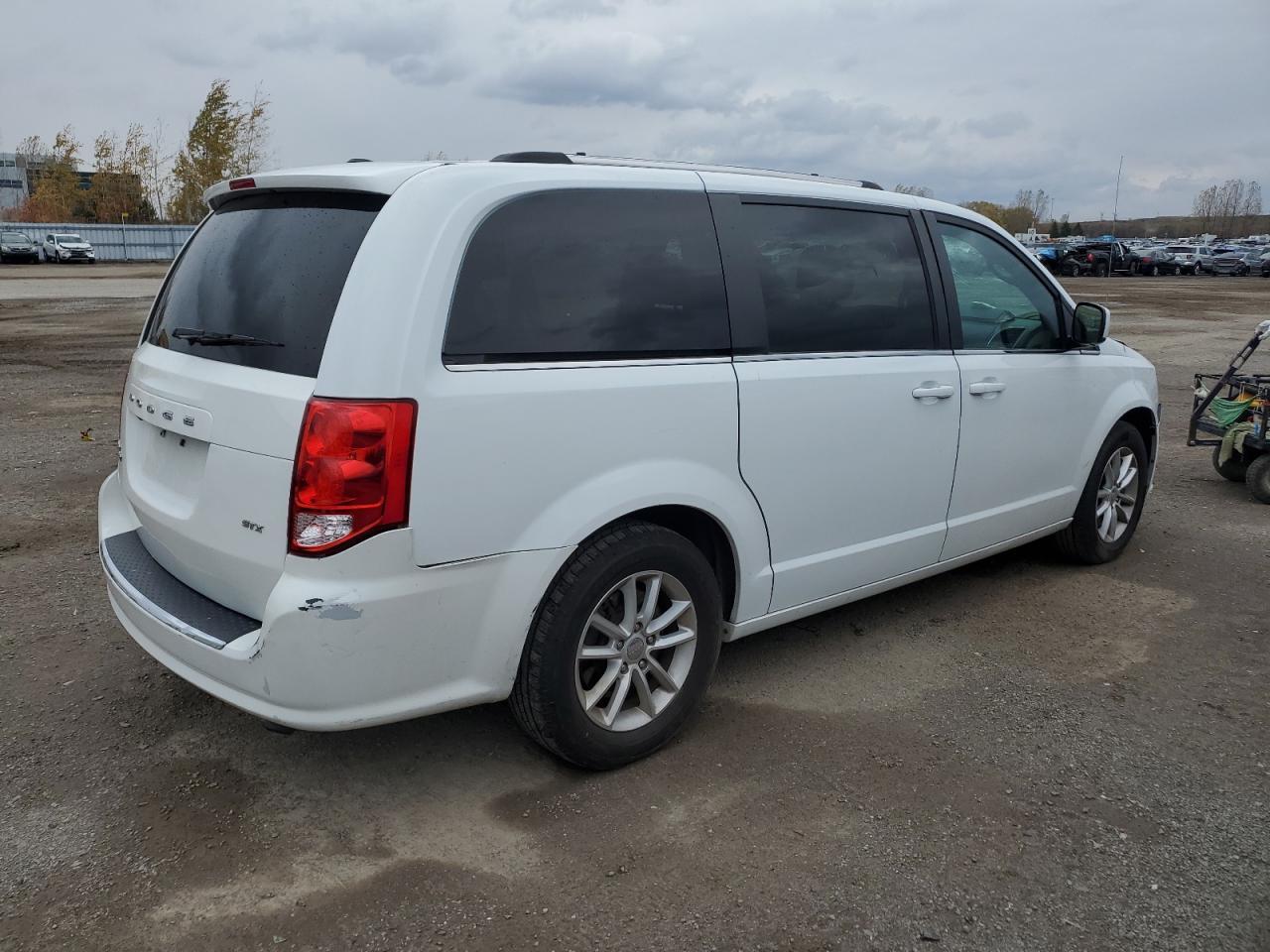 2020 Dodge Grand Caravan Sxt - Image 3