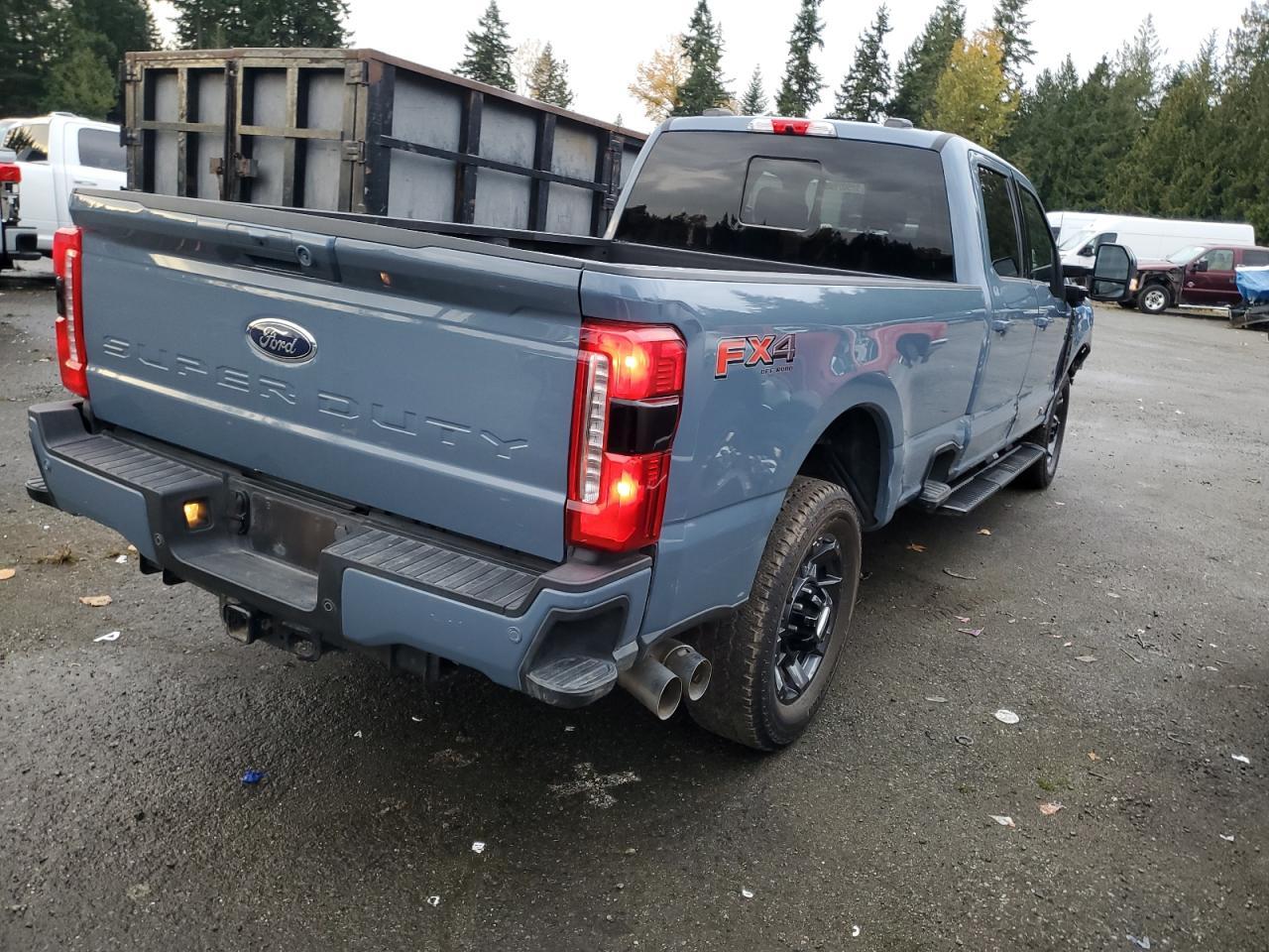 2023 Ford F350 Super Duty - Image 3