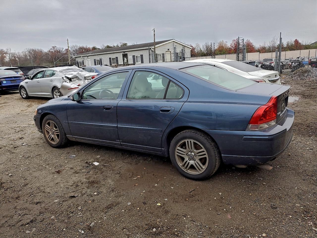 2009 Volvo S60 2.5T - Image 2