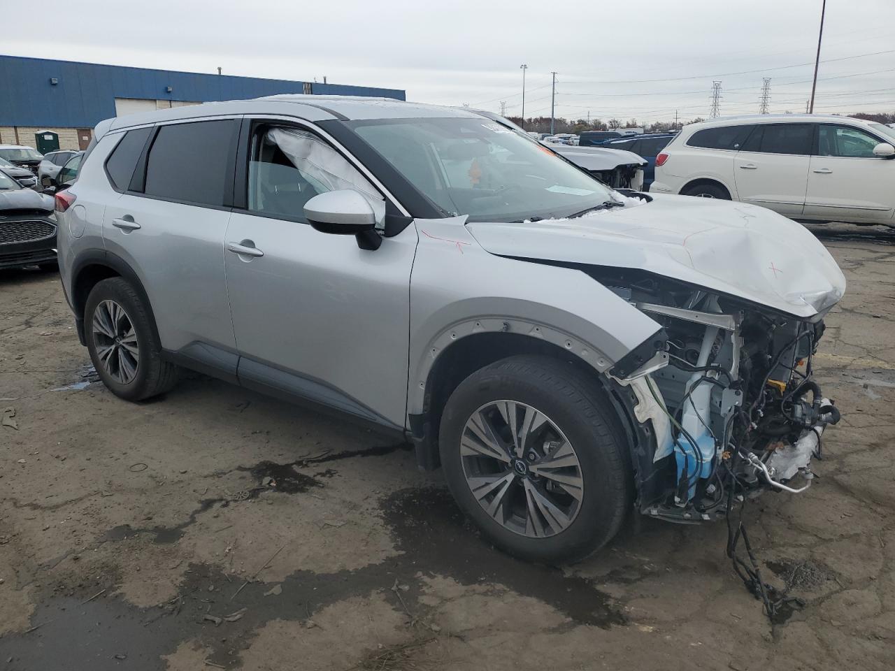 2023 Nissan Rogue Sv - Фото 4