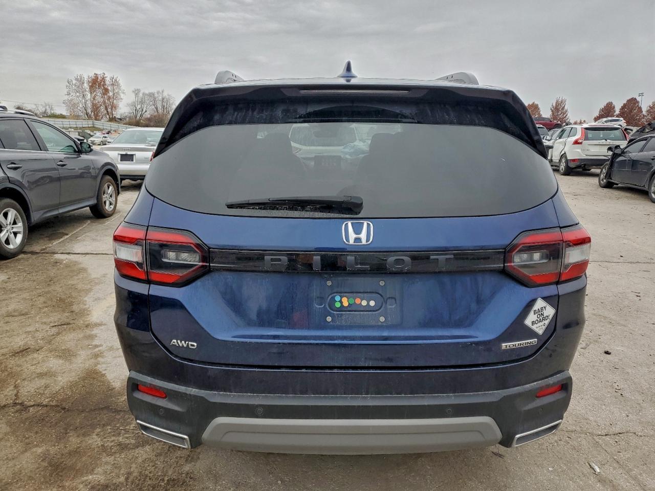 2023 Honda Pilot Touring - Фото 6