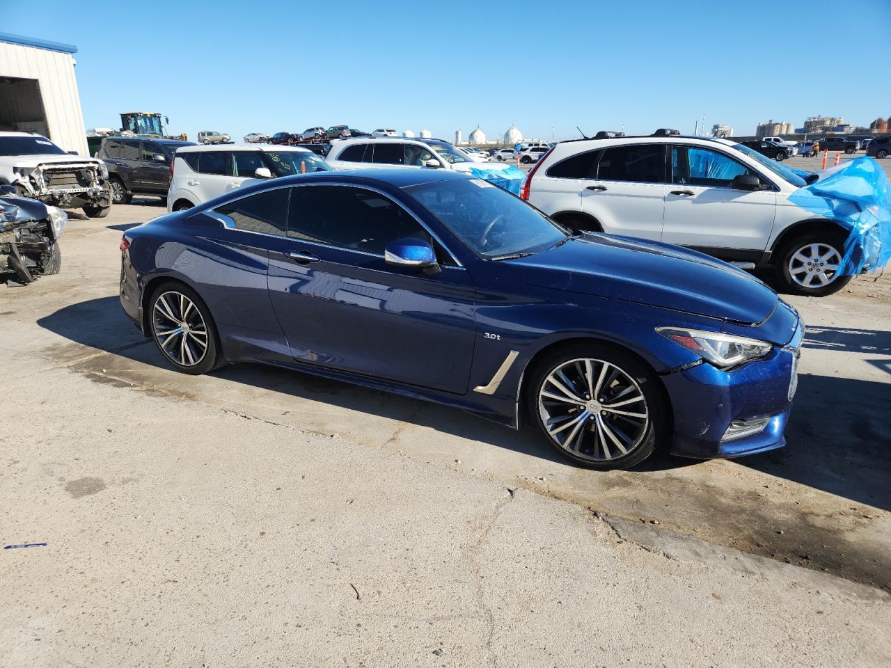 2017 Infiniti Q60 Premium - Фото 4