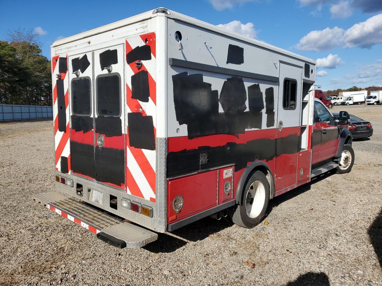 2017 Ford F550 Super Duty - Фото 3