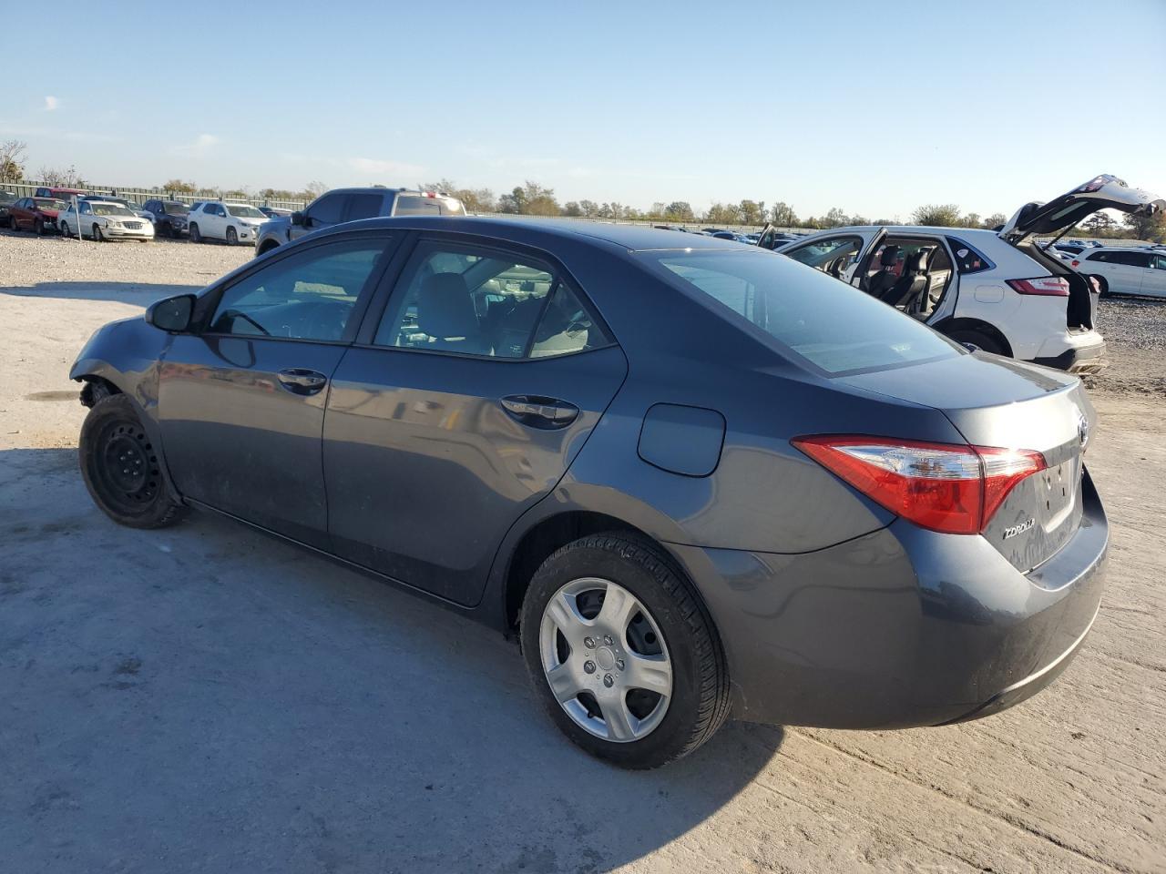 2016 Toyota Corolla L - Фото 2