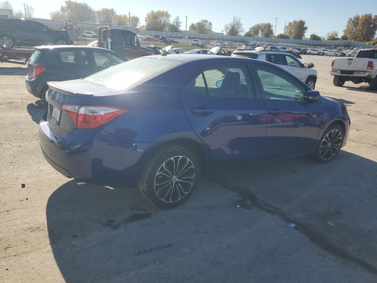 2016 Toyota Corolla L - Фото 3