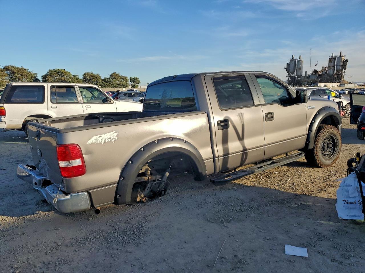 2007 Ford F150 Supercrew - Image 3