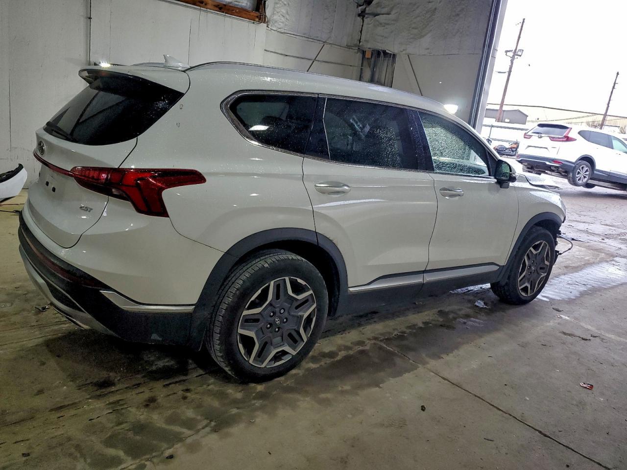 2023 Hyundai Santa Fe Limited - Фото 3