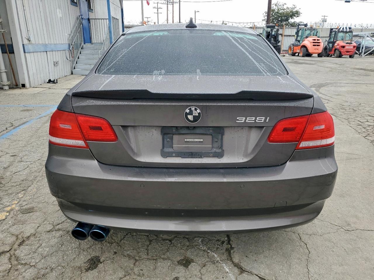 2009 BMW 328 I - Фото 6