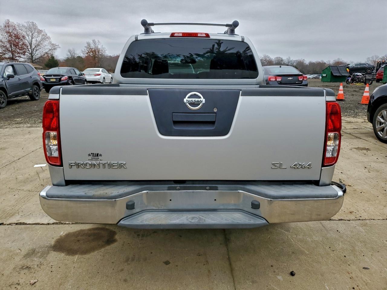 2011 Nissan Frontier S - Image 6
