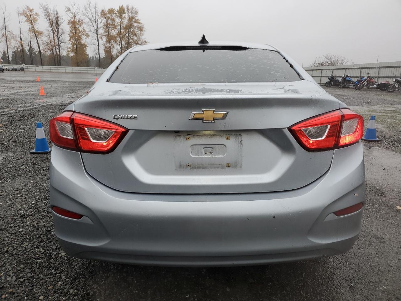 2017 Chevrolet Cruze Ls - Фото 6