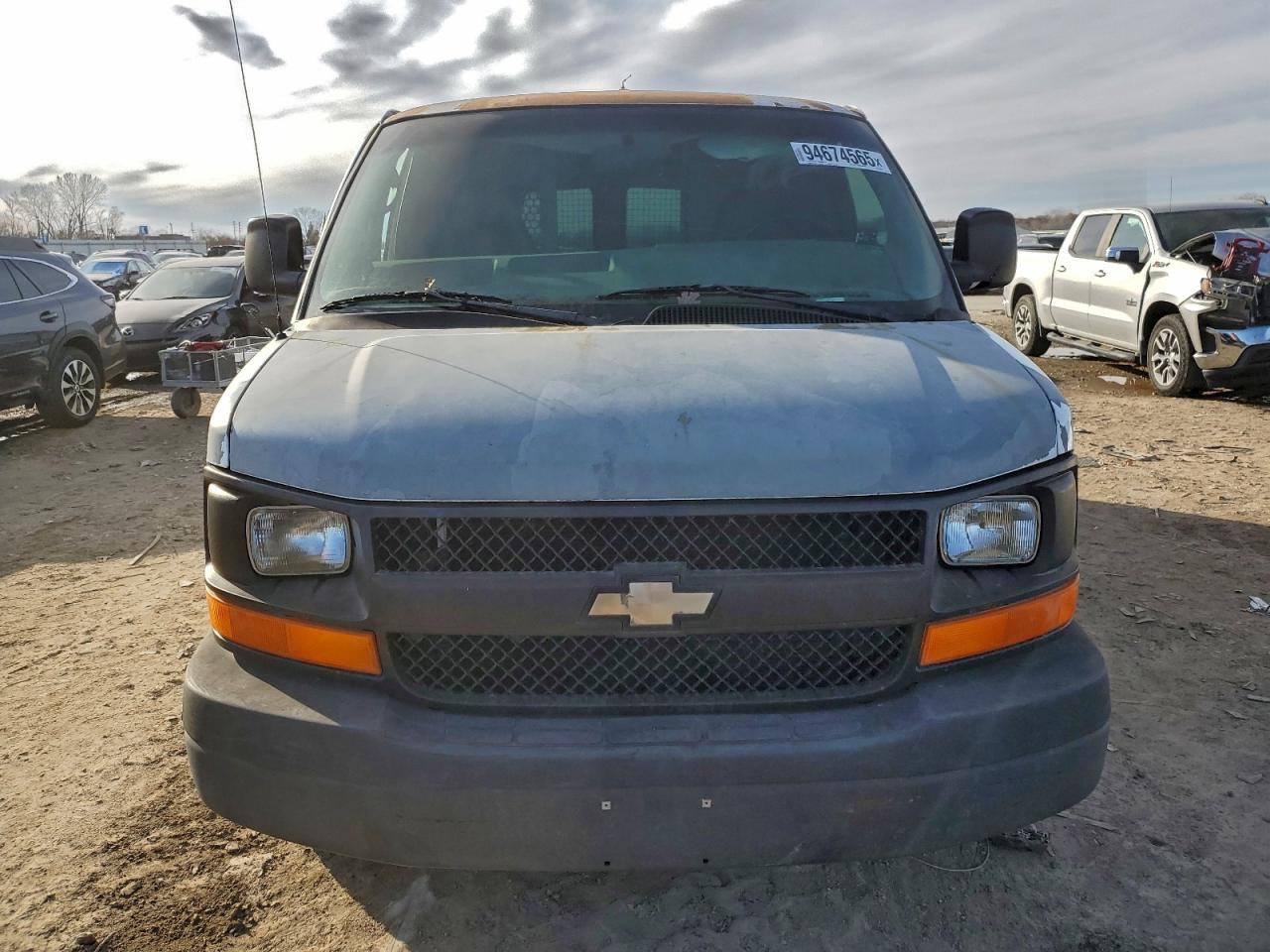 2007 Chevrolet Express G1500 Delivery Van - Image 5