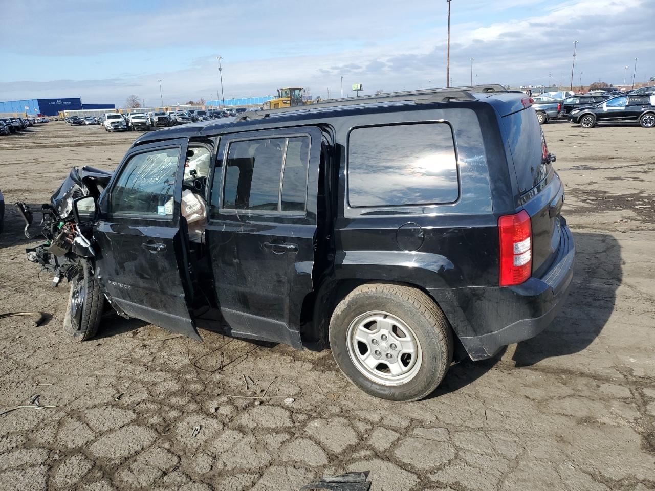 2015 Jeep Patriot Sport - Фото 2