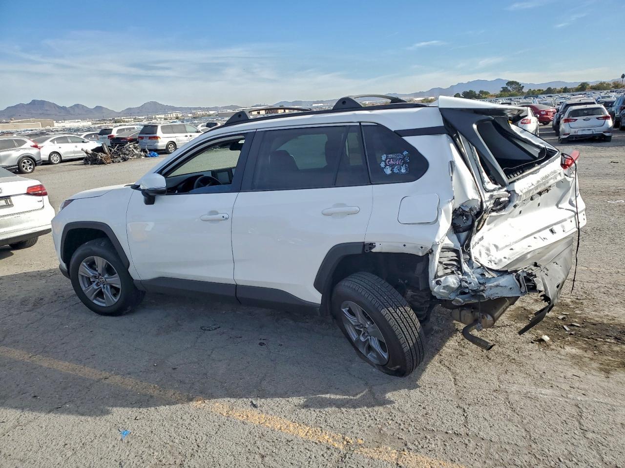 2022 Toyota Rav4 Xle - Image 2