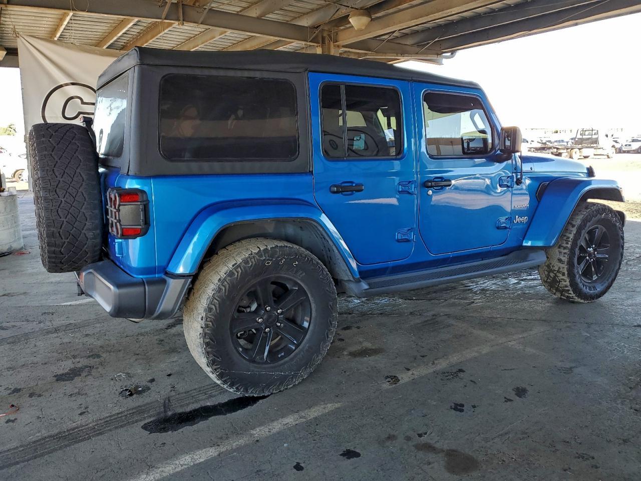 2022 Jeep Wrangler Unlimited Sahara 4Xe - Image 3