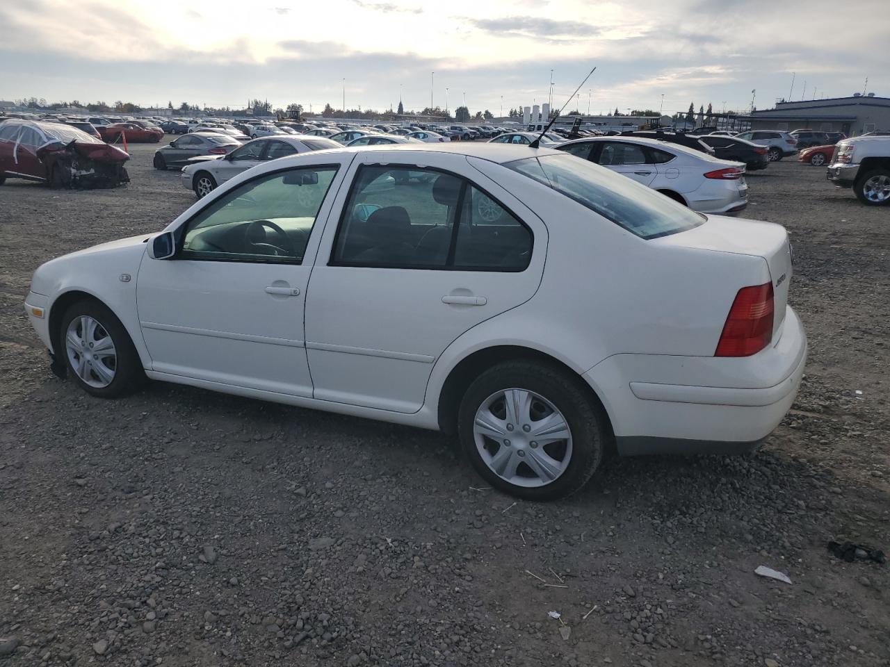 2001 Volkswagen Jetta Gls - Фото 2