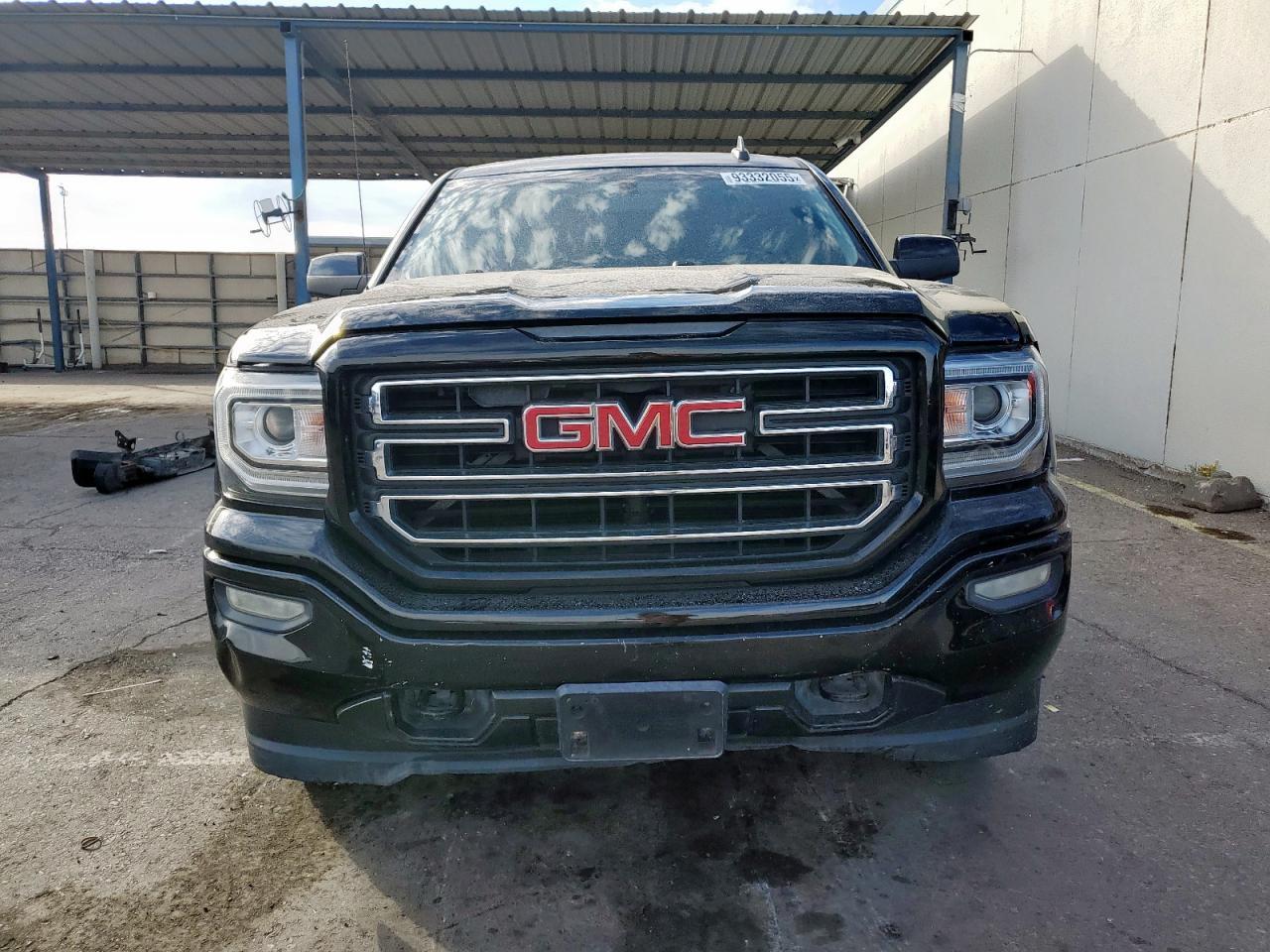 2017 GMC Sierra K1500 - Image 5