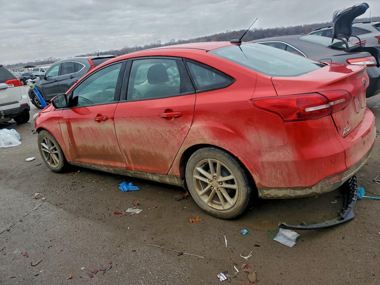 2016 Ford Focus Se - Фото 2